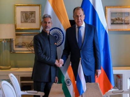 South Africa: EAM Jaishankar meets Russian Foreign Minister Sergey Lavrov | South Africa: EAM Jaishankar meets Russian Foreign Minister Sergey Lavrov
