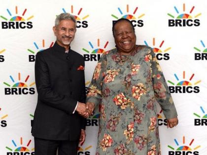 BRICS Foreign Ministers' Meet: Jaishankar, South African counterpart Naledi Pandor hold talks in Cape Town | BRICS Foreign Ministers' Meet: Jaishankar, South African counterpart Naledi Pandor hold talks in Cape Town