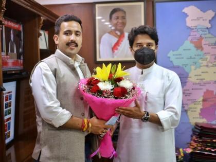 Rural Olympiad Games: Himachal Pradesh Sports Minister calls on Union Minister Jyotiraditya Scindia | Rural Olympiad Games: Himachal Pradesh Sports Minister calls on Union Minister Jyotiraditya Scindia