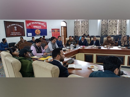 J-K: Deputy commissioner chairs meeting on Indian army recruitment in Anantnag | J-K: Deputy commissioner chairs meeting on Indian army recruitment in Anantnag