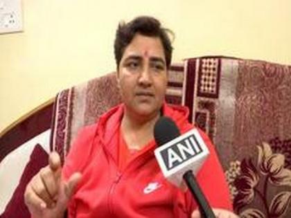 Hindu girls are being tricked under conspiratorial mission: BJP MP Pragya Thakur | Hindu girls are being tricked under conspiratorial mission: BJP MP Pragya Thakur Hindu girls are being tricked under conspiratorial mission: BJP MP Pragya Thakur | Hindu girls are being tricked under conspiratorial mission: BJP MP Pragya Thakur