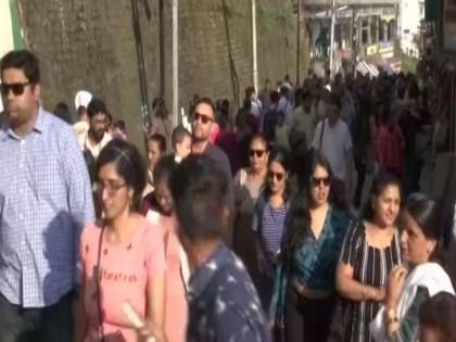 Himachal Pradesh: Tourists throng hill stations in Shimla to escape from scorching heat | Himachal Pradesh: Tourists throng hill stations in Shimla to escape from scorching heat