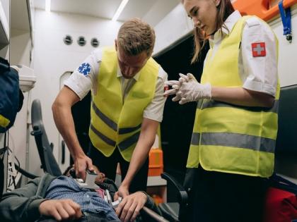 Study finds defibrillators used in just one out of ten cardiac arrests | Study finds defibrillators used in just one out of ten cardiac arrests
