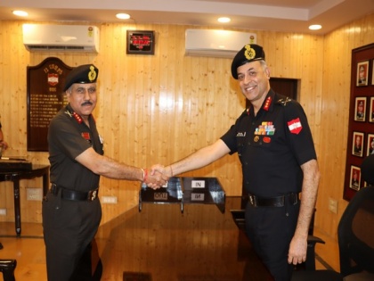Lt Gen Mohit Malhotra assumes command of Konark Corps | Lt Gen Mohit Malhotra assumes command of Konark Corps