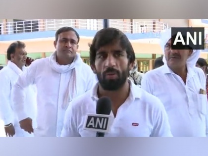 We will discuss with supporters outcome of talks held with government: Bajrang Punia ahead of 'Panchayat' in Sonipat | We will discuss with supporters outcome of talks held with government: Bajrang Punia ahead of 'Panchayat' in Sonipat