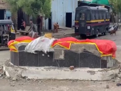 Maharashtra: Illegal monument of Tipu Sultan removed from Dhule, days after clashes in Kolhapur | Maharashtra: Illegal monument of Tipu Sultan removed from Dhule, days after clashes in Kolhapur