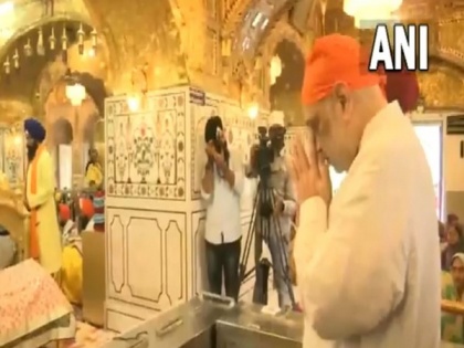 On 2-day visit to 4 states, Amit reaches Nanded; offers prayers at gurdwara | On 2-day visit to 4 states, Amit reaches Nanded; offers prayers at gurdwara
