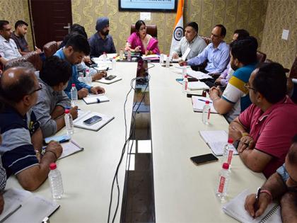 Jammu Deputy Commissioner convenes meeting to review arrangements for Amarnath Yatra | Jammu Deputy Commissioner convenes meeting to review arrangements for Amarnath Yatra