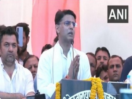 Rajasthan: Congress leader Sachin Pilot pays tribute to father Rajesh Pilot on his death anniversary | Rajasthan: Congress leader Sachin Pilot pays tribute to father Rajesh Pilot on his death anniversary