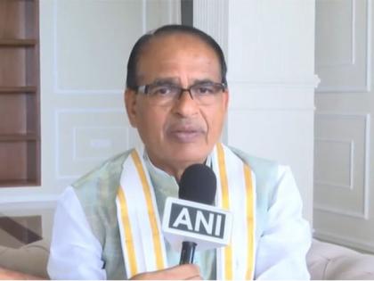 'Laadli Bahna Yojana' has filled Dindori's specially-abled woman Janaki with a new confidence: MP CM Chouhan | 'Laadli Bahna Yojana' has filled Dindori's specially-abled woman Janaki with a new confidence: MP CM Chouhan 'Laadli Bahna Yojana' has filled Dindori's specially-abled woman Janaki with a new confidence: MP CM Chouhan | 'Laadli Bahna Yojana' has filled Dindori's specially-abled woman Janaki with a new confidence: MP CM Chouhan