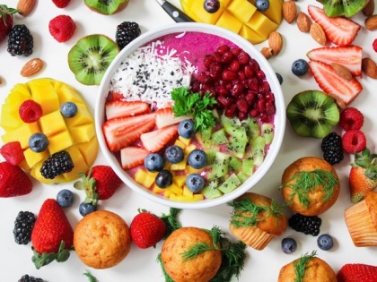 Colorful fresh foods improve athletes' eyesight: Study | Colorful fresh foods improve athletes' eyesight: Study