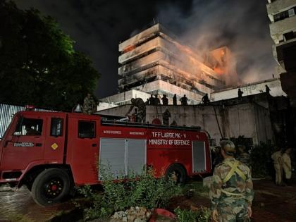 CM Chouhan talks to PM Modi about Satpura Bhawan fire; PM assures all possible help from Centre | CM Chouhan talks to PM Modi about Satpura Bhawan fire; PM assures all possible help from Centre