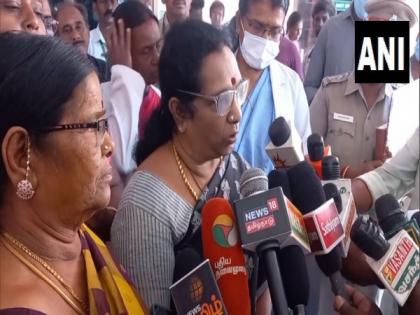 Chairperson of Tamil Nadu Commission for Women visits Army jawan's wife, says police are providing security | Chairperson of Tamil Nadu Commission for Women visits Army jawan's wife, says police are providing security Chairperson of Tamil Nadu Commission for Women visits Army jawan's wife, says police are providing security | Chairperson of Tamil Nadu Commission for Women visits Army jawan's wife, says police are providing security