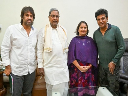 Actor, producer Dr Shiva Rajkumar, wife meet Karnataka Chief Minister Siddaramaiah | Actor, producer Dr Shiva Rajkumar, wife meet Karnataka Chief Minister Siddaramaiah