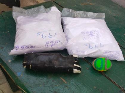 BSF recovers 3 packets of suspected narcotics dropped by drone in Punjab's Ferozepur | BSF recovers 3 packets of suspected narcotics dropped by drone in Punjab's Ferozepur