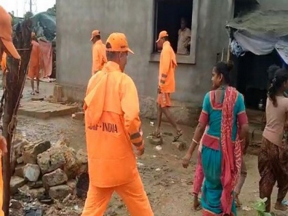 Cyclone Biparjoy: NDRF teams evacuate 72 civilians from Gujarat's Rupen Bandar | Cyclone Biparjoy: NDRF teams evacuate 72 civilians from Gujarat's Rupen Bandar