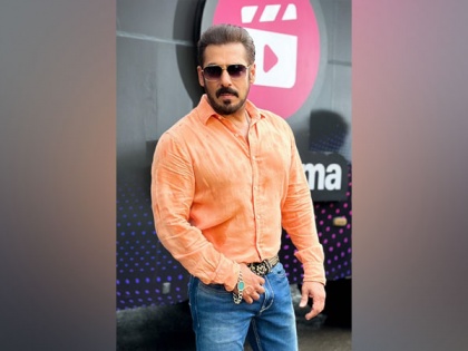 "Won't let anyone do...": Salman Khan on hosting 'Bigg Boss OTT 2' | "Won't let anyone do...": Salman Khan on hosting 'Bigg Boss OTT 2'