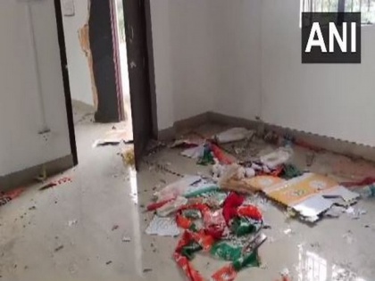 BJP office vandalised by mob in Manipur's Thongju | BJP office vandalised by mob in Manipur's Thongju
