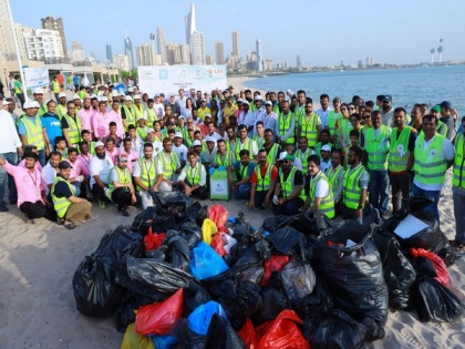 Indian embassy in Kuwait organises beach cleaning drive, 500 volunteers take part | Indian embassy in Kuwait organises beach cleaning drive, 500 volunteers take part