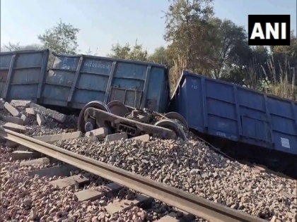 Odisha: Four wagons of goods train derail in Odisha 's Rayagada | Odisha: Four wagons of goods train derail in Odisha 's Rayagada
