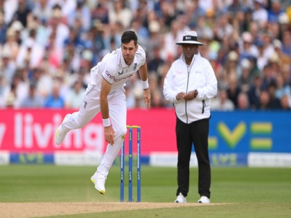 James Anderson completes 1,100 wickets in first-class cricket | James Anderson completes 1,100 wickets in first-class cricket