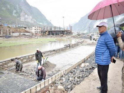 Uttarakhand: Top tourism official Khulbe reviews work under Badrinath Master Plan | Uttarakhand: Top tourism official Khulbe reviews work under Badrinath Master Plan