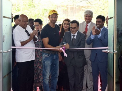 Hrithik Roshan Graces The Opening Ceremony of Surya Hospital in Chembur | Hrithik Roshan Graces The Opening Ceremony of Surya Hospital in Chembur