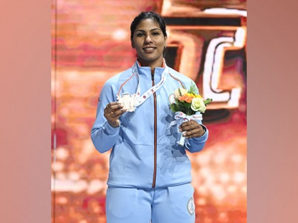 Indian fencer Bhavani Devi pens emotional message after historic victory in Asian Fencing Championships | Indian fencer Bhavani Devi pens emotional message after historic victory in Asian Fencing Championships