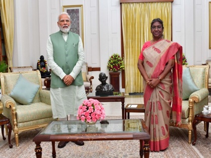 PM Modi greets President Droupadi Murmu on her birthday | PM Modi greets President Droupadi Murmu on her birthday