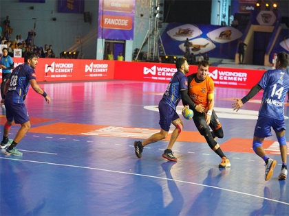 Premier Handball League: Maharashtra Ironmen hold onto clinch victory against Golden Eagles Uttar Pradesh | Premier Handball League: Maharashtra Ironmen hold onto clinch victory against Golden Eagles Uttar Pradesh