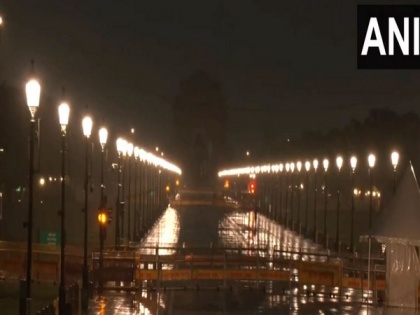 Delhi wakes up to pleasant weather, receives light rain early morning | Delhi wakes up to pleasant weather, receives light rain early morning