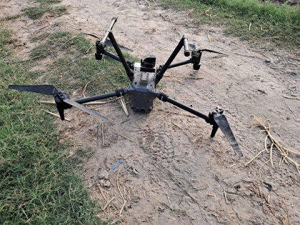 BSF recovers Pak drone, two packets of suspected narcotics in Punajb's Fazilka | BSF recovers Pak drone, two packets of suspected narcotics in Punajb's Fazilka