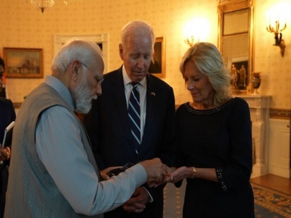 In Pictures: Here's what PM Modi gifted to US First Lady Jill Biden | In Pictures: Here's what PM Modi gifted to US First Lady Jill Biden