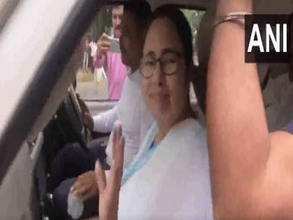 "Give us good wishes," West Bengal CM Mamata Banerjee ahead of Opposition leaders' meeting in Patna | "Give us good wishes," West Bengal CM Mamata Banerjee ahead of Opposition leaders' meeting in Patna