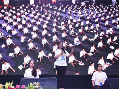 Over 100,000 participants take part in Kaivalyadhama's Transformative Yoga Events on IDY 2023 | Over 100,000 participants take part in Kaivalyadhama's Transformative Yoga Events on IDY 2023