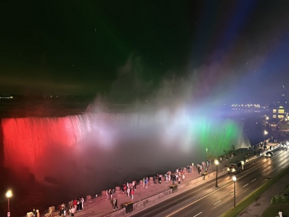 US: Niagara Falls lit up in tricolour to welcome PM Modi | US: Niagara Falls lit up in tricolour to welcome PM Modi