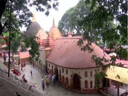 Devotees throng Kamakhya temple to witness annual Ambubachi Mela | Devotees throng Kamakhya temple to witness annual Ambubachi Mela