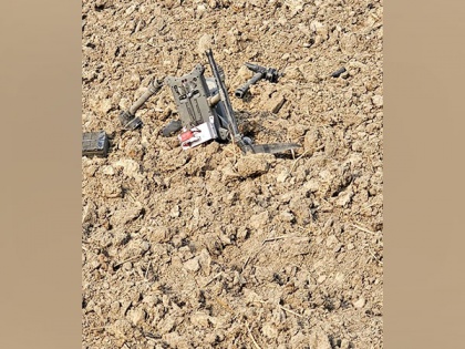 Drone shot down by BSF along Pakistan border in Punjab's Tarn Taran | Drone shot down by BSF along Pakistan border in Punjab's Tarn Taran