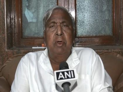 "Aim to defeat BJP in next Lok Sabha polls": Hanumantha Rao on opposition parties meeeting | "Aim to defeat BJP in next Lok Sabha polls": Hanumantha Rao on opposition parties meeeting