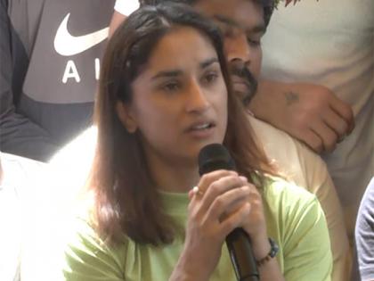 Wrestlers' protest: "Wrong things being spread about us by some politicians for personal interests," says Vinesh Phogat | Wrestlers' protest: "Wrong things being spread about us by some politicians for personal interests," says Vinesh Phogat