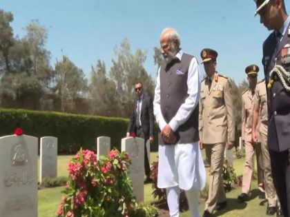 PM Modi visits Heliopolis War Cemetery in Egypt's Cairo | PM Modi visits Heliopolis War Cemetery in Egypt's Cairo