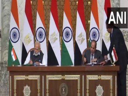 PM Modi, Egyptian President El-Sisi sign MoU in Egypt's Cairo | PM Modi, Egyptian President El-Sisi sign MoU in Egypt's Cairo