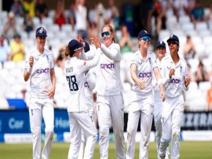 Women's Ashes: England's bowlers, led by Ecclestone, hurt Aussie batters (Day 4, Tea) | Women's Ashes: England's bowlers, led by Ecclestone, hurt Aussie batters (Day 4, Tea)