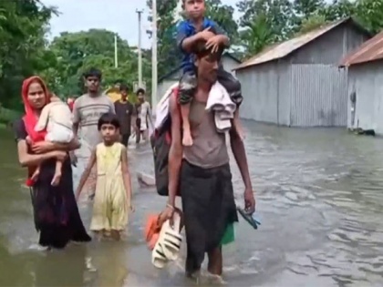 Flood situation in Assam gradually improving; 2.72 lakh people still affected | Flood situation in Assam gradually improving; 2.72 lakh people still affected