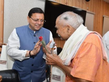 Uttarakhand CM honours 'Loktantra Senani', increases honorarium from Rs 16,000 to 20,000; dependents to get pension funds | Uttarakhand CM honours 'Loktantra Senani', increases honorarium from Rs 16,000 to 20,000; dependents to get pension funds Uttarakhand CM honours 'Loktantra Senani', increases honorarium from Rs 16,000 to 20,000; dependents to get pension funds | Uttarakhand CM honours 'Loktantra Senani', increases honorarium from Rs 16,000 to 20,000; dependents to get pension funds
