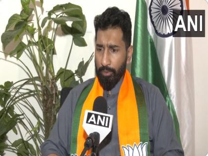 LDF, Congress fooling people by trying to forge fake unity, says BJP's Anil Antony | LDF, Congress fooling people by trying to forge fake unity, says BJP's Anil Antony LDF, Congress fooling people by trying to forge fake unity, says BJP's Anil Antony | LDF, Congress fooling people by trying to forge fake unity, says BJP's Anil Antony