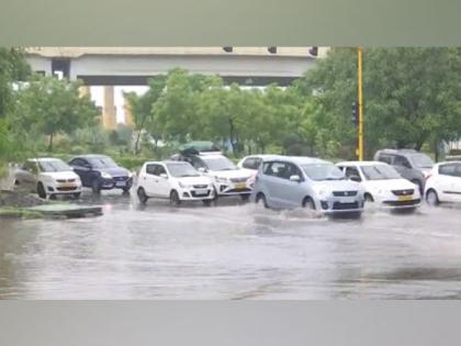 Rain lashes Delhi-NCR, waterlogging reported from several locations | Rain lashes Delhi-NCR, waterlogging reported from several locations