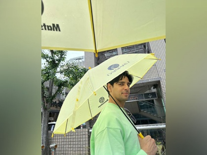 Sidharth Malhotra turns weather forecaster, check out his Insta post | Sidharth Malhotra turns weather forecaster, check out his Insta post