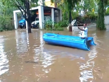 MP: Boat seen sailing in govt office after water enters premises due to heavy rains in Panna | MP: Boat seen sailing in govt office after water enters premises due to heavy rains in Panna