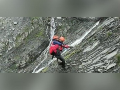 Amarnath Yatra: Mountain Rescue Teams of J-K Police conduct mock drills on yatra routes | Amarnath Yatra: Mountain Rescue Teams of J-K Police conduct mock drills on yatra routes